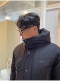 20代30代40代ブルーブラックセンターパートフェザーパーマ