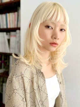 ベチカ(vetica) ウルフレイヤー/ウルフカット/ケアブリーチ/ハイレイヤー