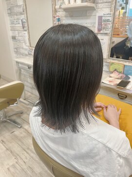 フゥカ 売市店(fuka) ダークアッシュカラー