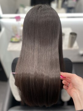 ピリオド 赤坂(Period.) セミロングヘアーココアブラウンカラー髪質改善　赤坂見附