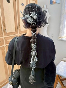 ロマーリ(LOMARLIE) 成人式アレンジ20代30代40代編み込みヘアセット
