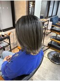シャドールーツ×外はねボブ