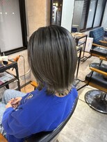 リム(RIM.)&nbsp;シャドールーツ×外はねボブ