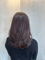 ツヅル(tsuzuru.)&nbsp;レイヤーたっぷりミディアムヘア