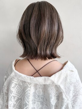 リヤン 表参道(lyann) イメチェンピンクベージュ前髪イヤリングカラーa