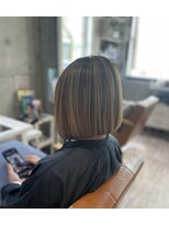 オモルフィ(Omorfi)&nbsp;白髪ぼかしハイライト