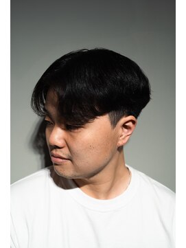 ヘアカフェ ブーン(Hair Cafe Boon) センターパート×ナチュラル