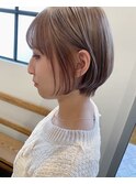 ハイトーン × ショートボブ
