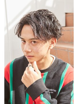 メンズサロンドットリアン(dot. lien) スパイラル/ニュアンスマッシュ/センターパート【町田/町田駅】