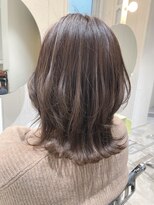 ストレータ バイ マリオ(Strata by mario)&nbsp;【mami】レイヤーボブ×透明感カラー