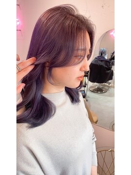 ルームバイシー 新宿(Loom. by Sea) パープルベージュで大人可愛く