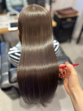 ライフ(LIFE) 髪質改善ヘアエステ/縮毛矯正/ストレート/イメチェン/フェミニン