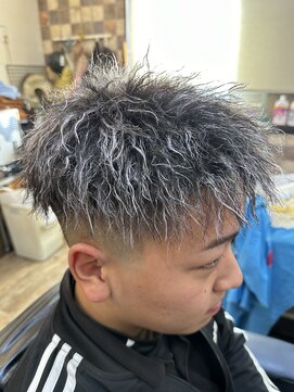ヘアーサロン タムラ ツイストパーマ、メッシュカラー