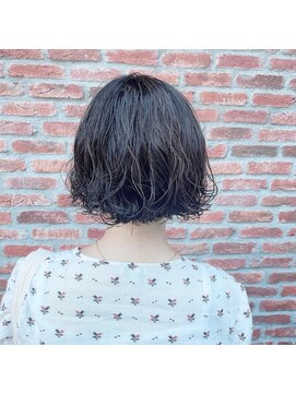 オーガニック アトリエ 大宮(organic+atelier) 20代30代40代くせ毛風パーマ丸みショートボブ小顔カット抜け感