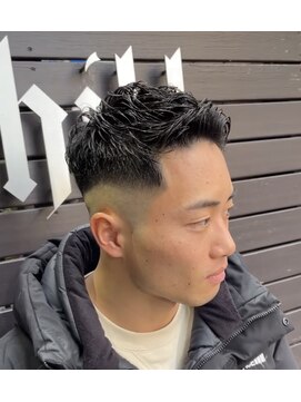 チルチェア 吉祥寺店(CHILL CHAIR) スキンフェード×ナチュラルパーマ<吉祥寺><バーバー><理容室>