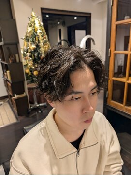 メンズヘアーサロン ヴォヤージュ ヘアー アンド フェイス(Voyage) センターパートツイストスパイラル