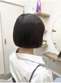 切りっぱなしボブ × ダークオレンジ