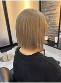 ラインボブ×ミルクティーカラー