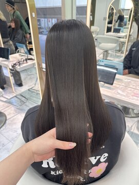 ロンドルピナス 小倉(Lond Lupinus) ブルーブラック/ワイドバング/美髪のススメ/外ハネボブ/北九州