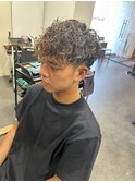 横顔もイケメンに！外国人風スペインカール/フェード