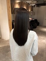 アイリー 名古屋(A/LEE) オリーブグレー/レイヤーカット