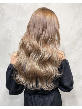 salon de MiLK 札幌大通店【サロン ド ミルク】 20代30代40代/大人かわいいウェーブベージュカラー！