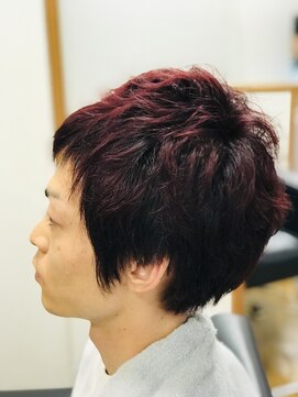 ヘアーメイクエアーセントラーレ(HAIR MAKE air Zentrale) ビビッドレッド オン パーマスタイル