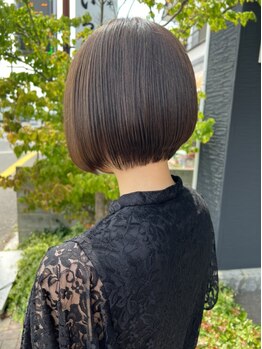 ヘアメイク ワイズビー(HAIR MAKE WISE Be.)の写真/話題のオージュア取り扱い！カラーしていても綺麗なツヤ髪！色もちとツヤはトリートメントで差がつく！