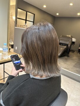 エリス ウメダ(Eliss umeda) ボブ×裾カラー