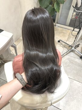 ザックラフィネ(ZACC raffine) 透明感たっぷりグレージュ