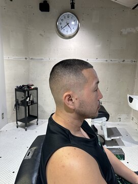 フランクスバーバーザスタンド(Frank’s barber the stand) バズカット