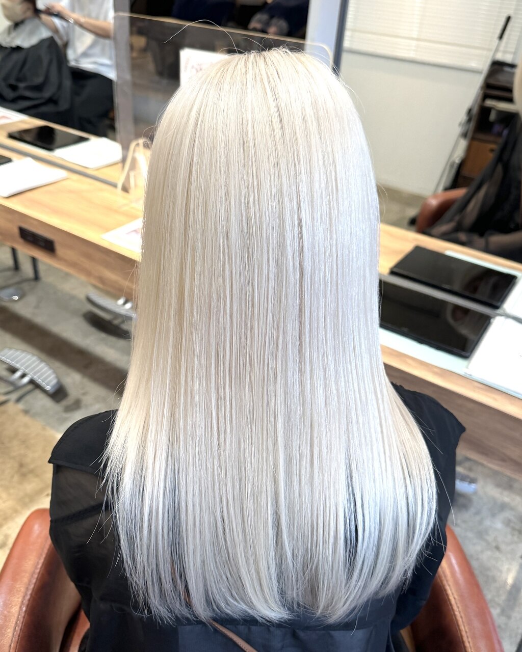 ブリーチ2回ムラシャンのみホワイトブロンドstylist聖斗：L221566329