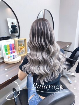 エミーバイモアムー(Emmie byMoremuu) ［南越谷YU-TA］バレイヤージュ