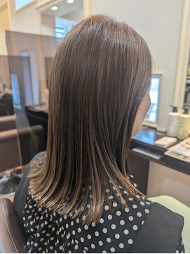 クララ アベノ(CLALA Abeno) ツヤハネシルエット