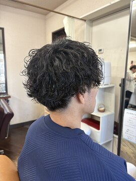 アート(art) 波巻きパーマ