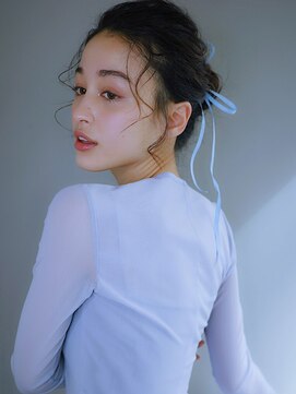 シア(sia) 結婚式お呼ばれヘアアレンジ/ヘアセット/ヨシンモリ/20代30代