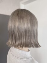 アイ(_i)&nbsp;#20代#ブリーチ#ミルクティ#透け感#髪質改善#外ハネボブ