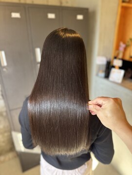 リタ 枚方(Rita) 地毛風縮毛矯正ストレート艶髪美髪ロング◎髪質改善