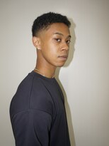 メリケンバーバーショップ トーキョー(MERICAN BARBERSHOP TYO)&nbsp;メンズカットバーバースタイルスパイキーショートフェードボウズ