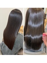 【質感再生トリートメント】髪の内部から補修し、失われたツヤと弾力を取り戻します。