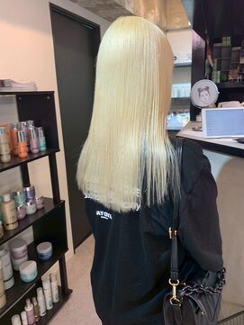 ペレ 原宿(PELE) ダブルカラー/ケアブリーチ/羽エクステ/原宿