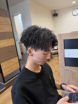 クロウ 豊川(CROW)&nbsp;ツイストスパイラルセンターパーマ豊川メンズパーマ