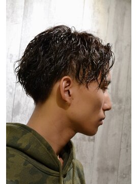 エヌプラス(N+) メンズヘアフェザーパーマサーフカール刈り上げセンターパート