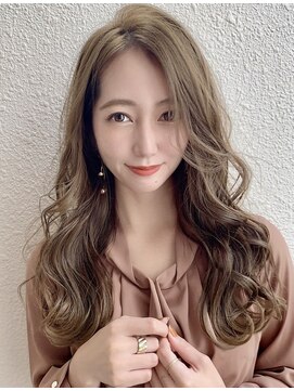 ユアーズヘア 新宿三丁目店(youres hair) 大人可愛い　韓国レイヤー　小顔レイヤー前髪カット　ゆる巻き