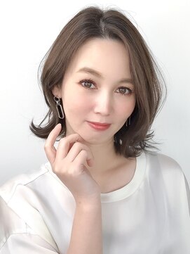 ラブハーツアンドビーアヴェダ 神戸阪急(luve heart's And Be AVEDA) 担当吉岡　外はねミディアム