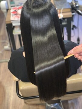 ボタニウム バイ アールサロン(BOTANIUM by RrSALON) 【BOTANIUM】髪質改善Rr SALON HYDRO XEトリートメント☆