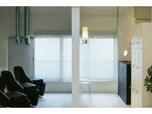 アドネ プライム(adne prime)の雰囲気(待合、入口付近のスペース)