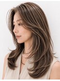 上品レイヤーカット 脱白髪染め ハイライト 大人可愛い 表参道