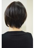 ショートボブ