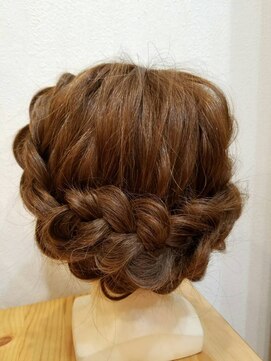 ワフトクラフト(waft craft) 編み込みパーティーヘアアレンジ